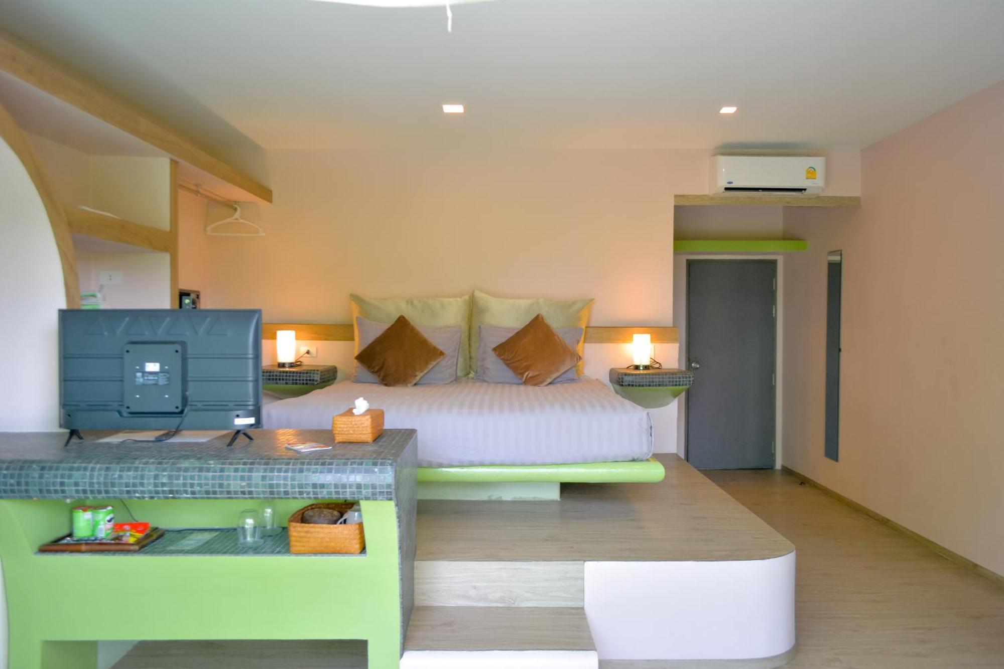 Le Divine Comedie Beach Resort Baan Tai Exterior foto